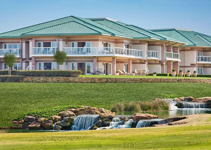 Hotels with tennis Ritz-Carlton Dallas, Las Colinas