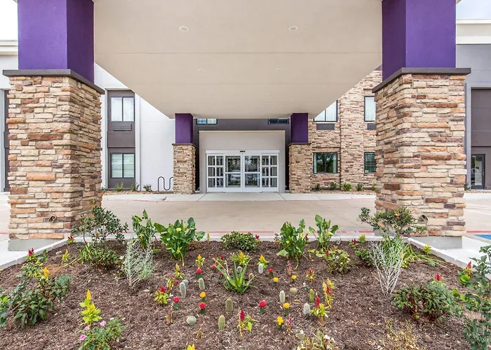 Sleep Inn Dallas Love Field-Medical District